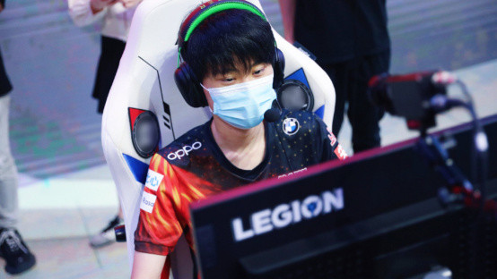 哪怕偶有高 哪怕偶有高